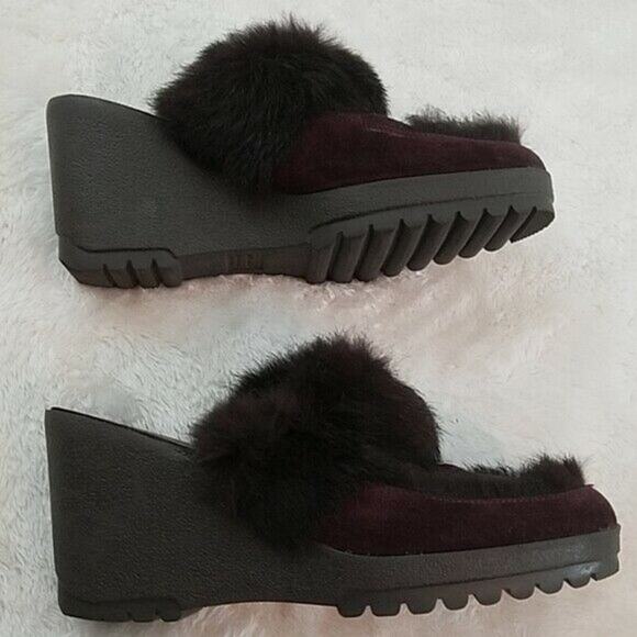 Coach Kaela Size 8 Burgundy Suede Rabbit Fur Wedge Mules - Picture 2 of 8